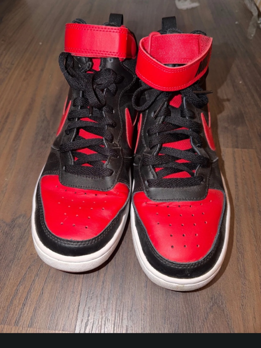 Nike Kids High-Top Sneakers - Black & Red